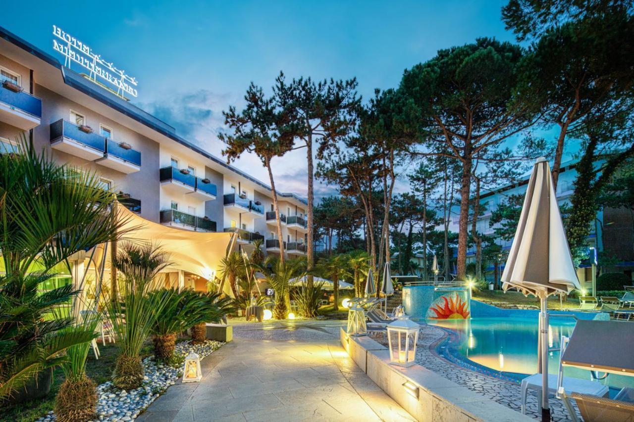 Hotel Mediterraneo Lignano Sabbiadoro Esterno foto