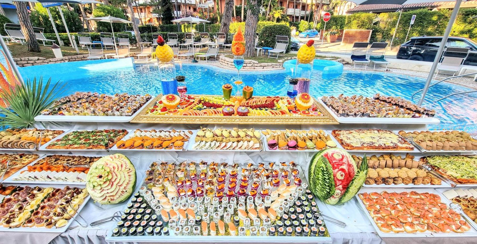 Hotel Mediterraneo Lignano Sabbiadoro Esterno foto